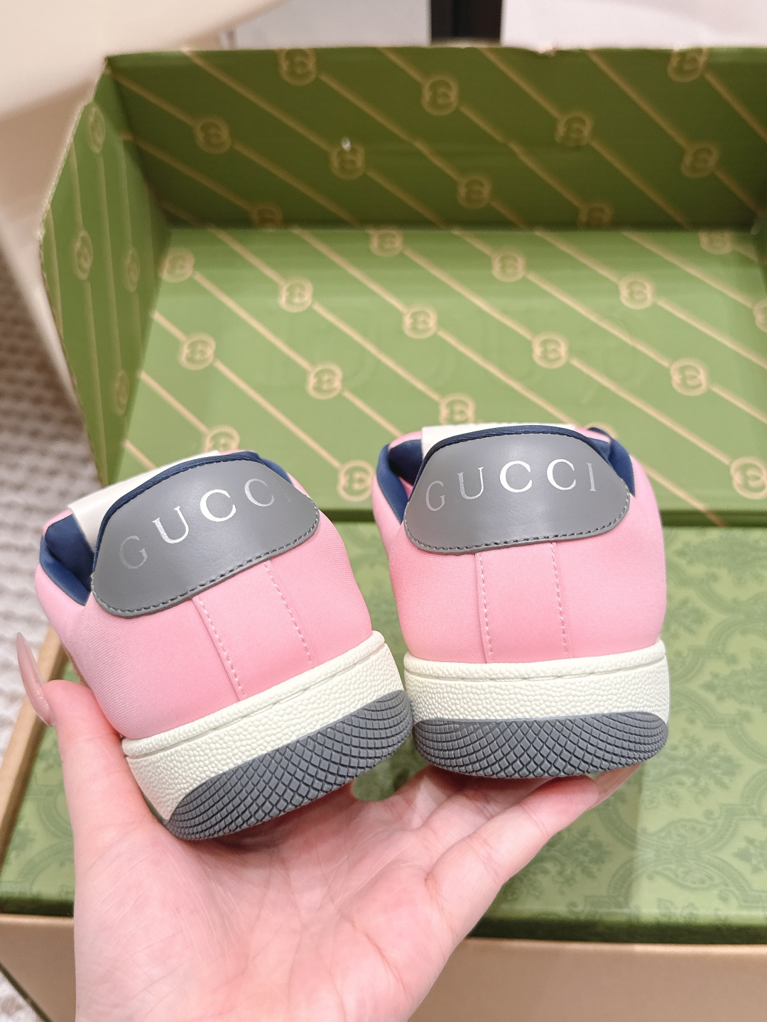 Gucci Women Shoes
