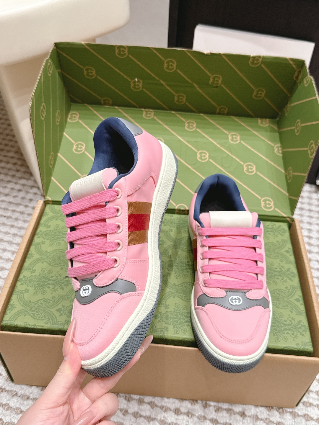 Gucci Women Shoes