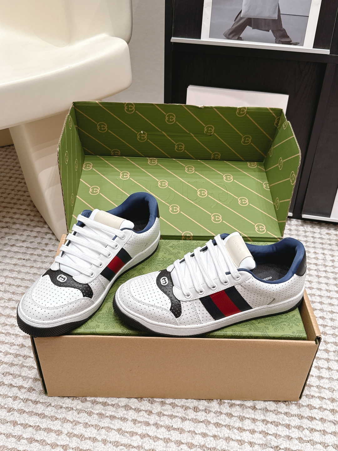 Gucci Women Shoes