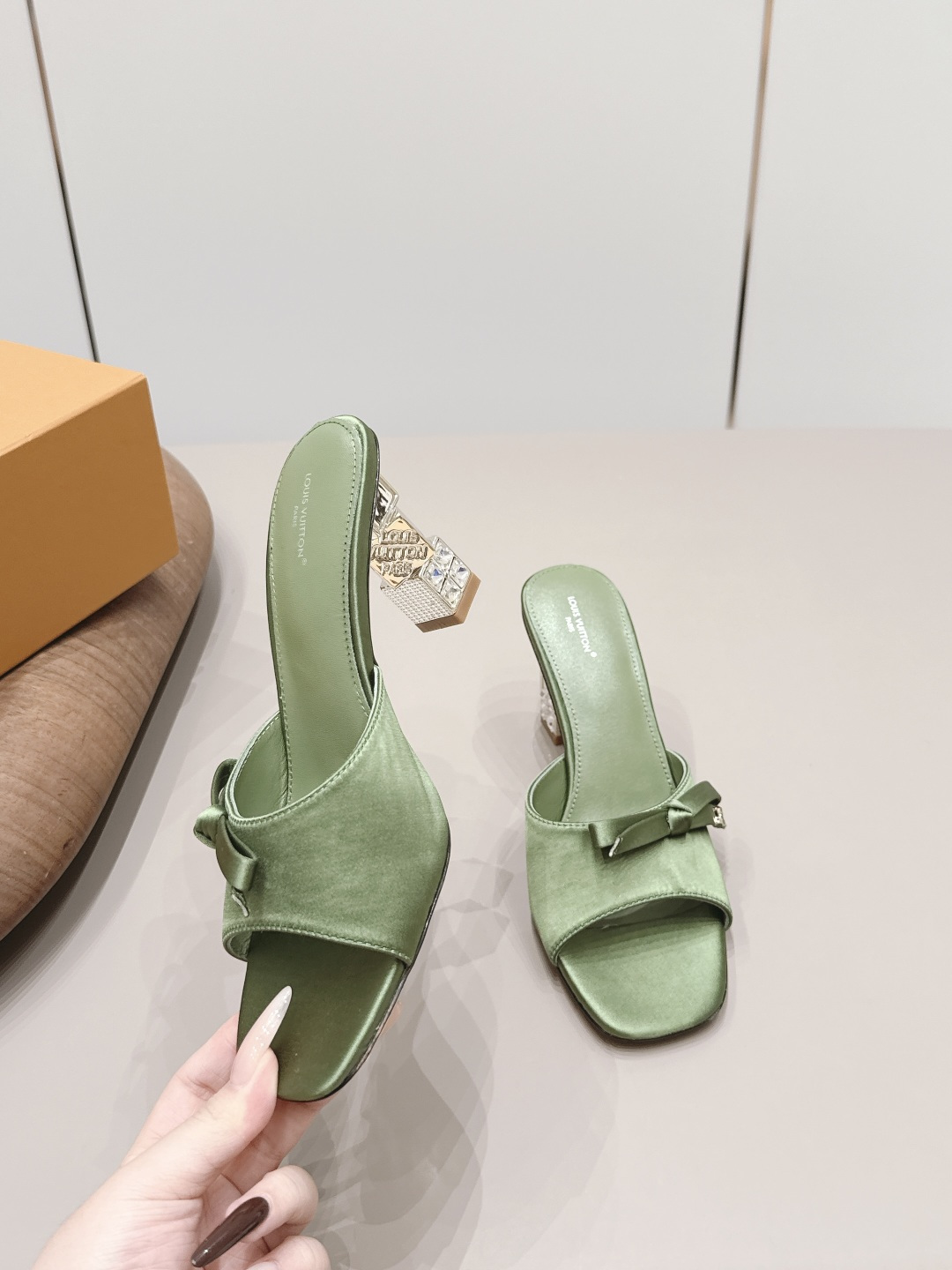 Balenciaga Classic Luxury Leather Shoe Loafer Ref.544F1FAE 4