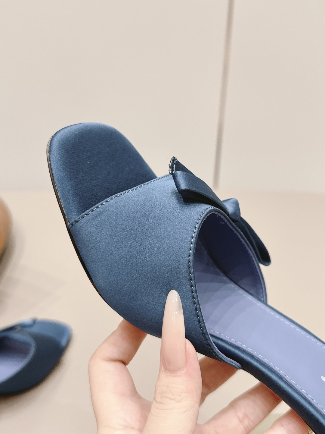 罗杰·维维亚 Roger Vivier 经典高奢皮鞋鞋履高跟鞋 #C50EA900 6