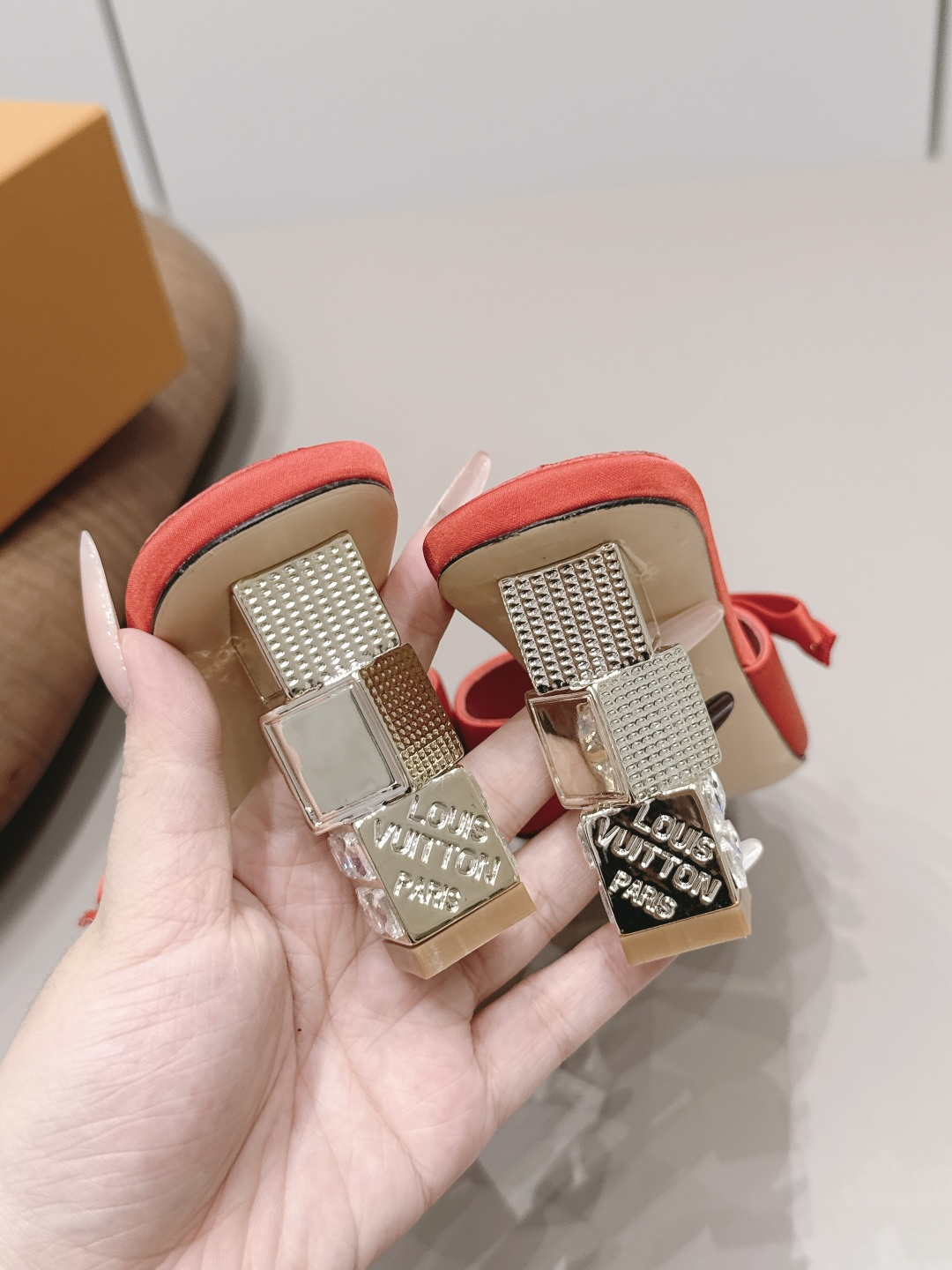 Christian Louboutin Classic Luxury Leather Shoe Loafer Ref 9