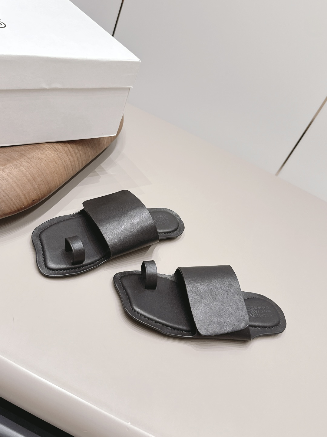马吉拉 Maison Margiela 高定典藏经典高奢皮鞋女鞋男鞋 #D6CFC127 2