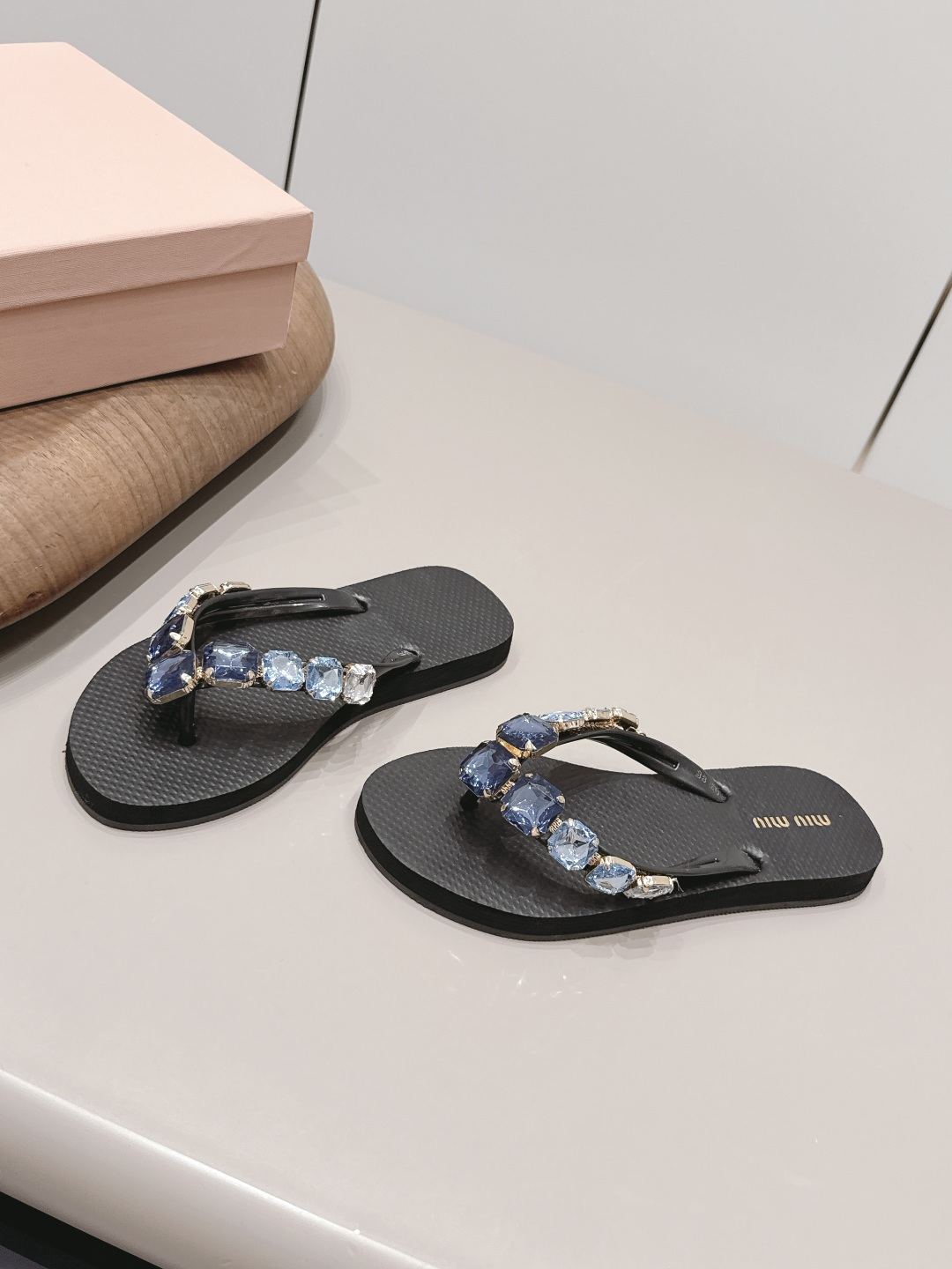Miu Miu Slides