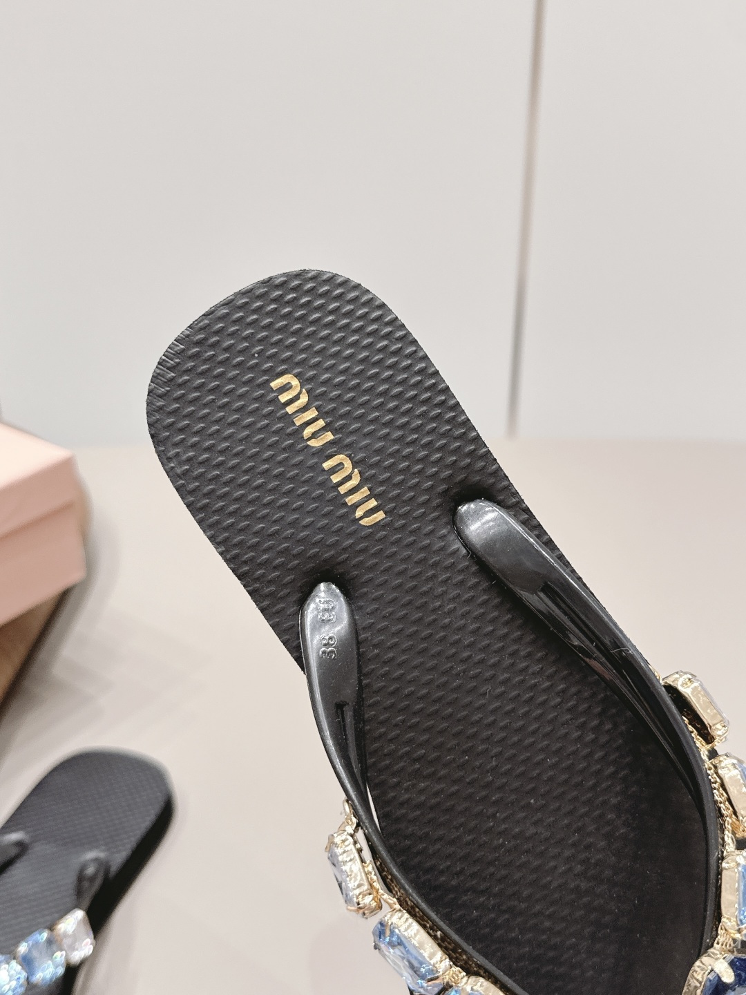 Miu Miu Slides