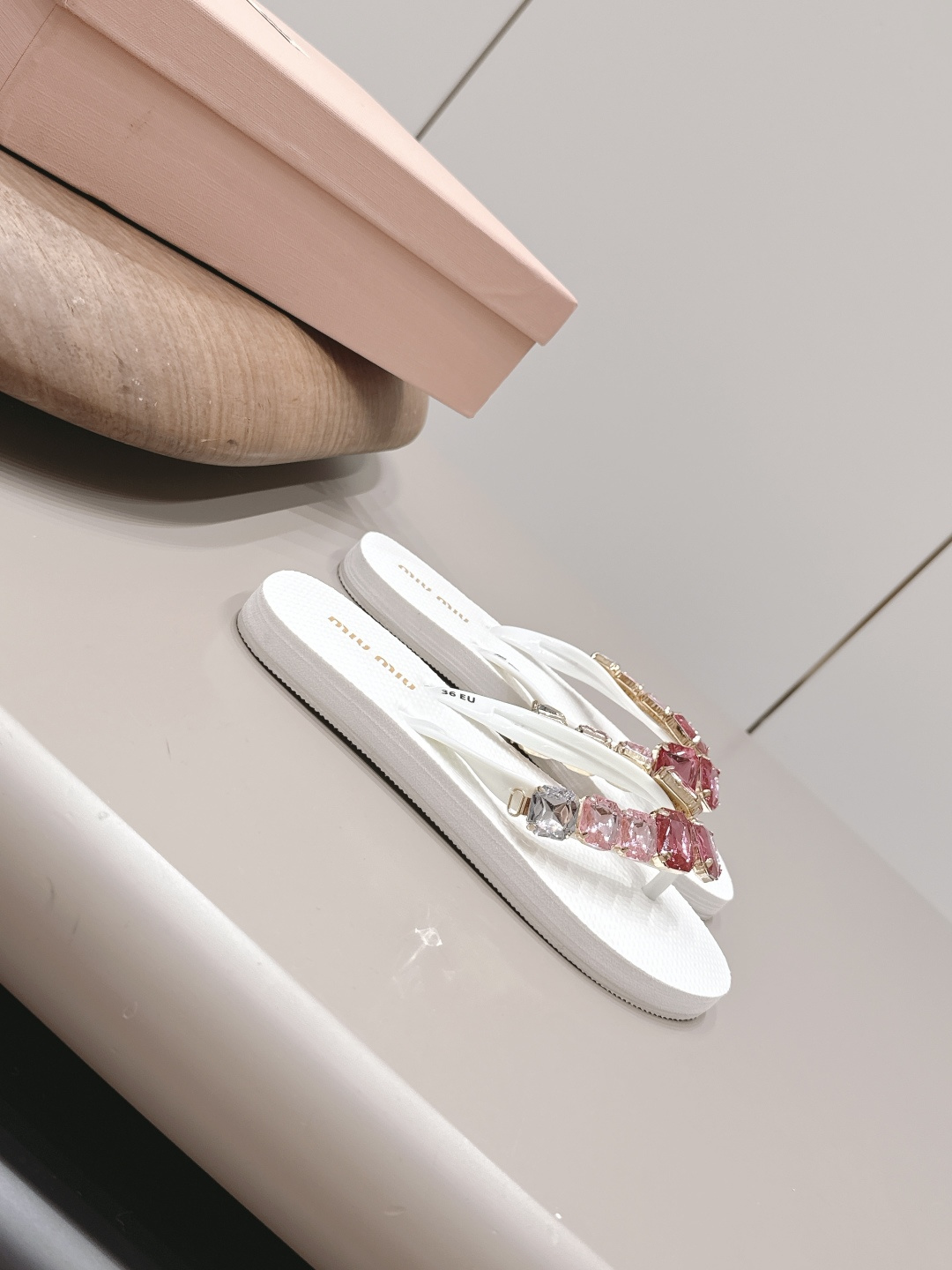 Miu Miu Slides