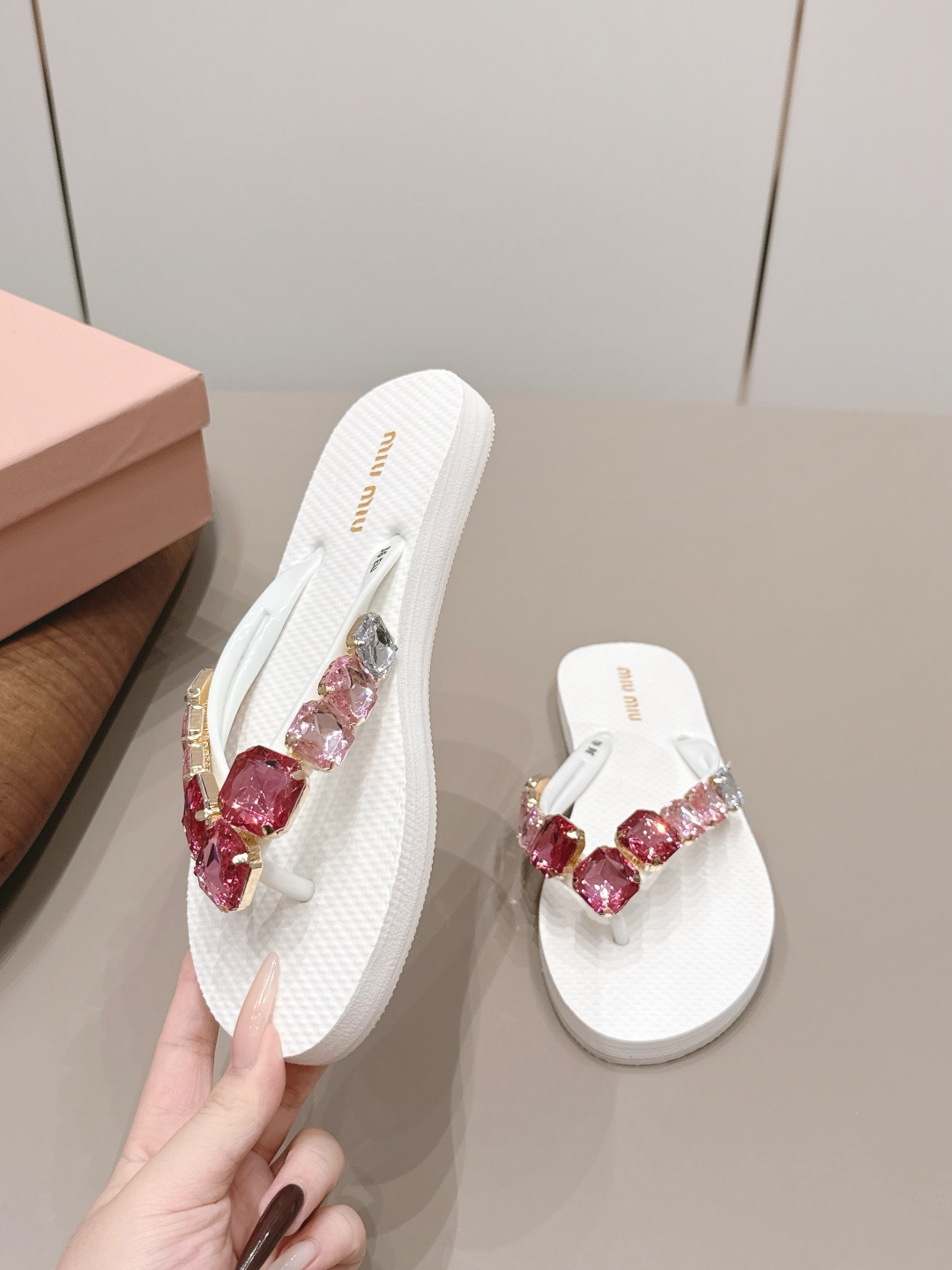 Miu Miu Slides