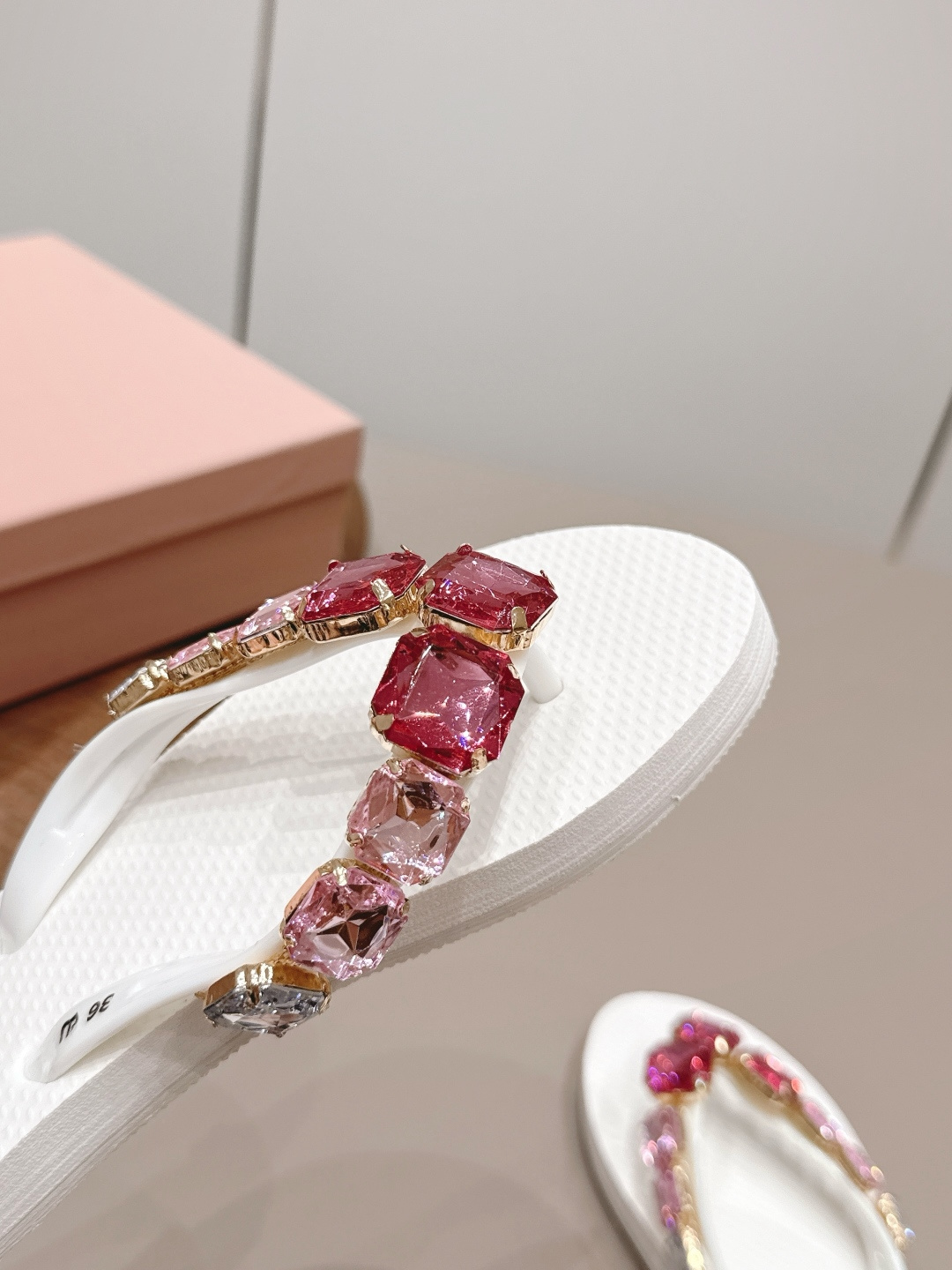 Miu Miu Slides