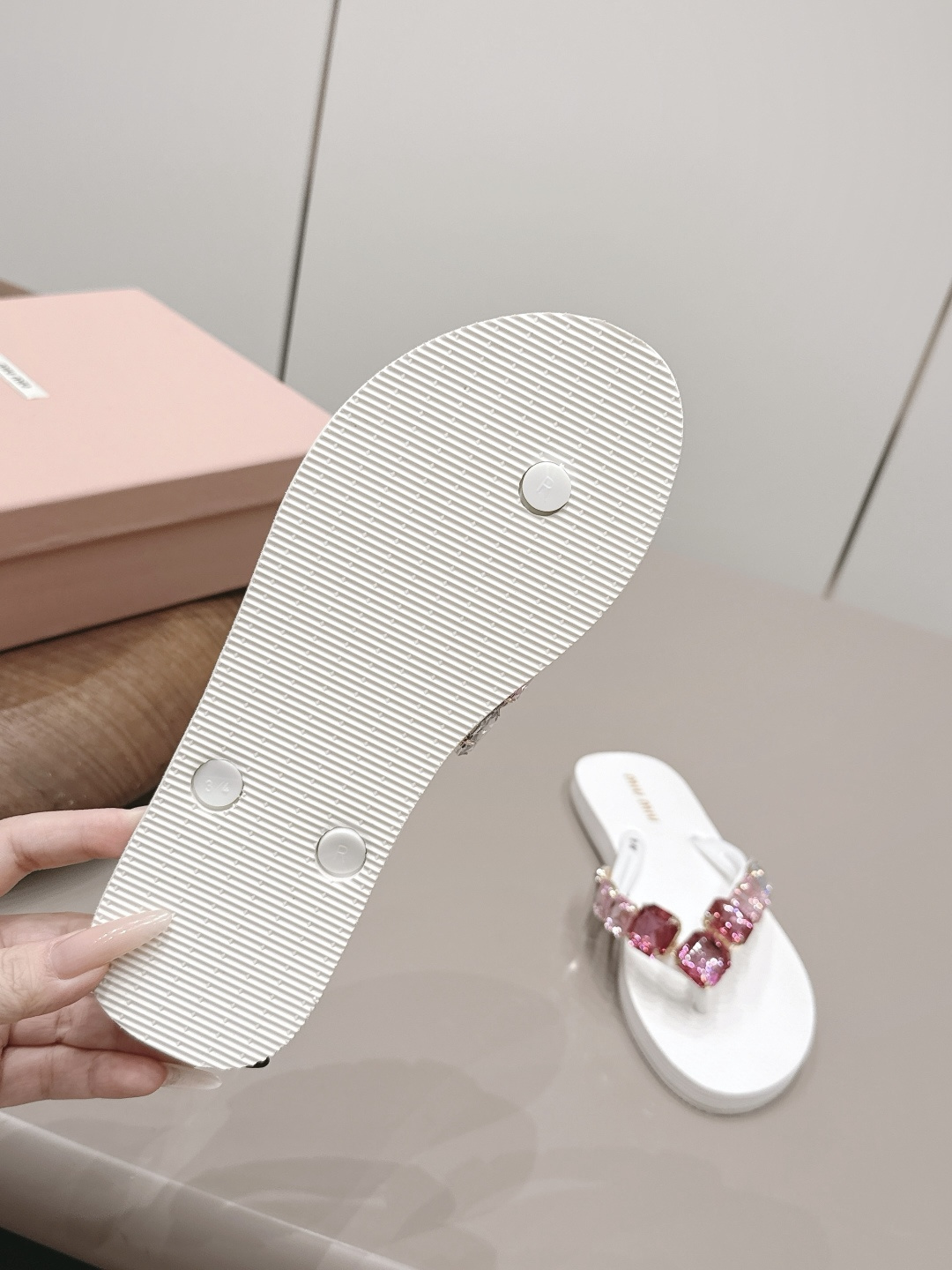 Miu Miu Slides