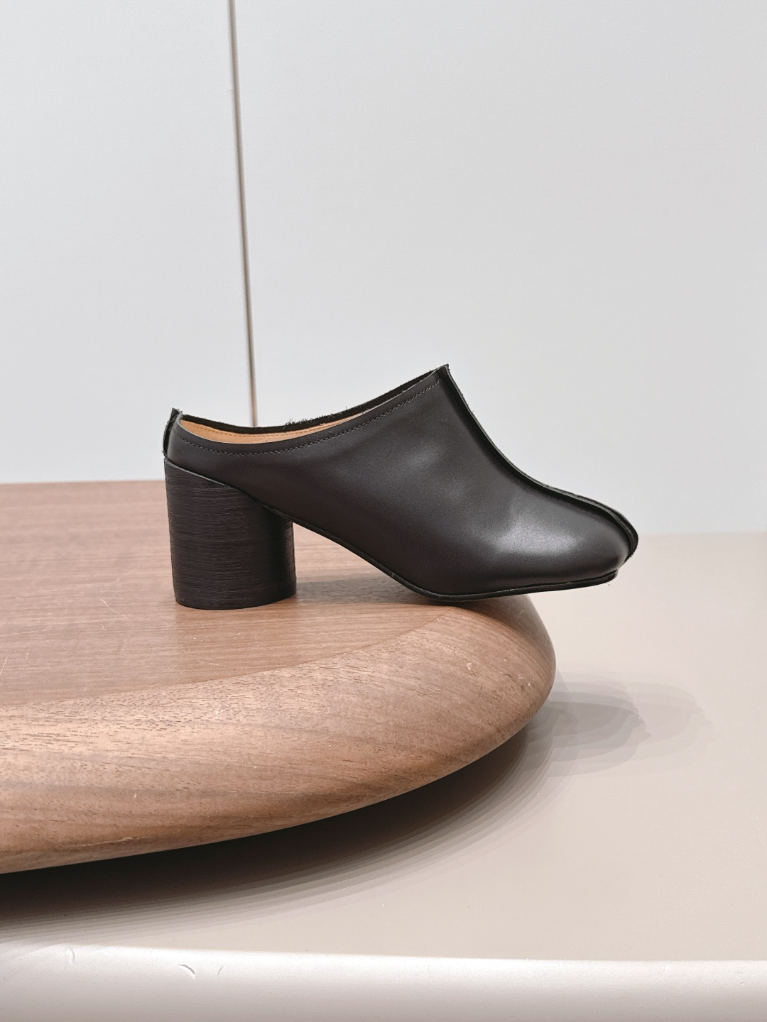 Maison Margiela 26 Early Autumn new fashion shoe series 5