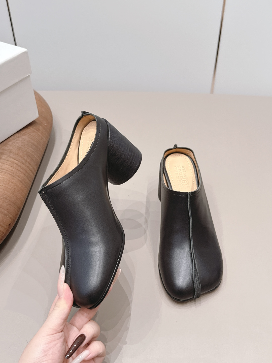 Maison Margiela 26 Early Autumn new fashion shoe series 4