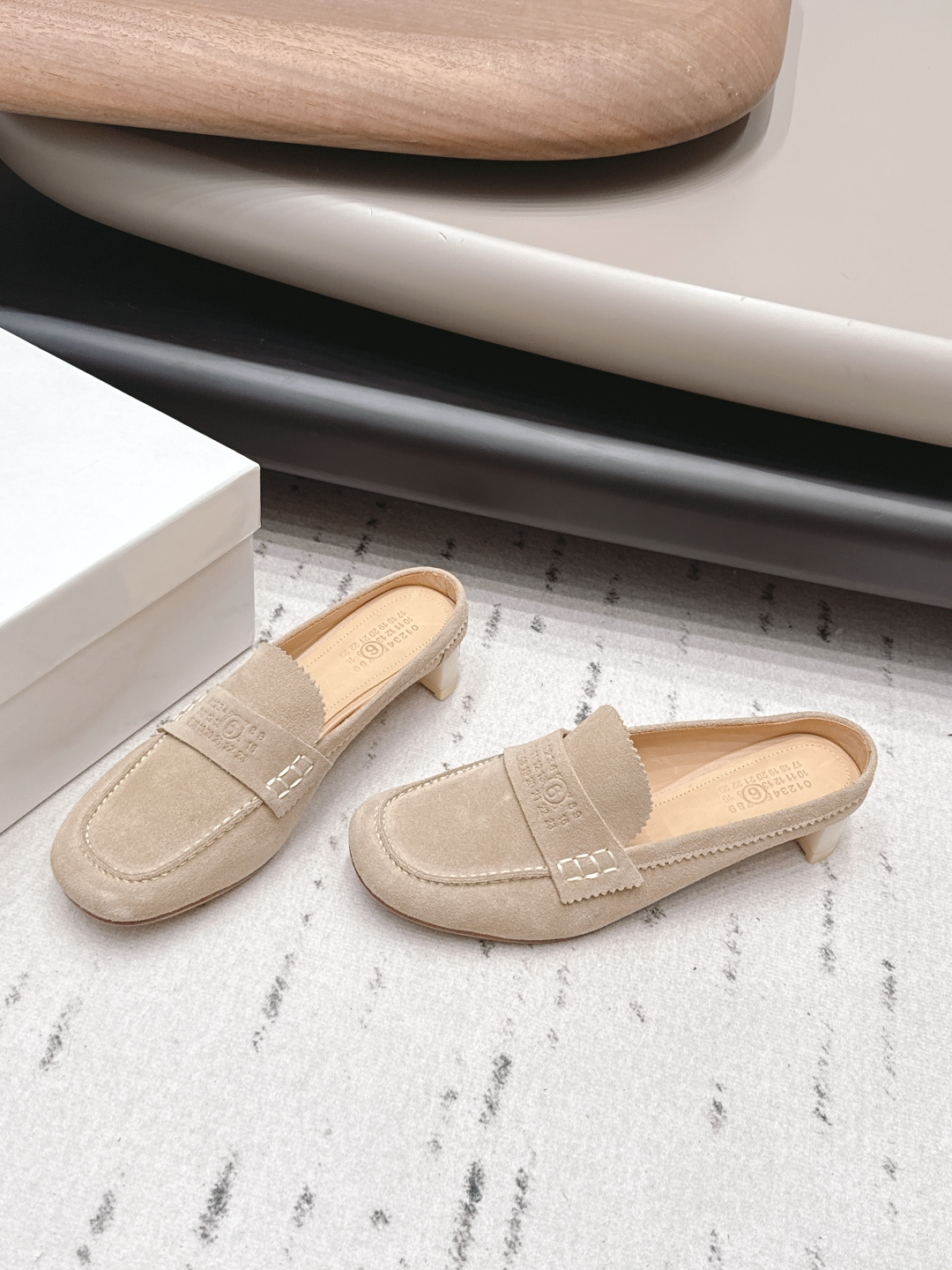 Maison Margiela Haute Couture Classic Luxury Leather Shoe Ref.985A1445 2