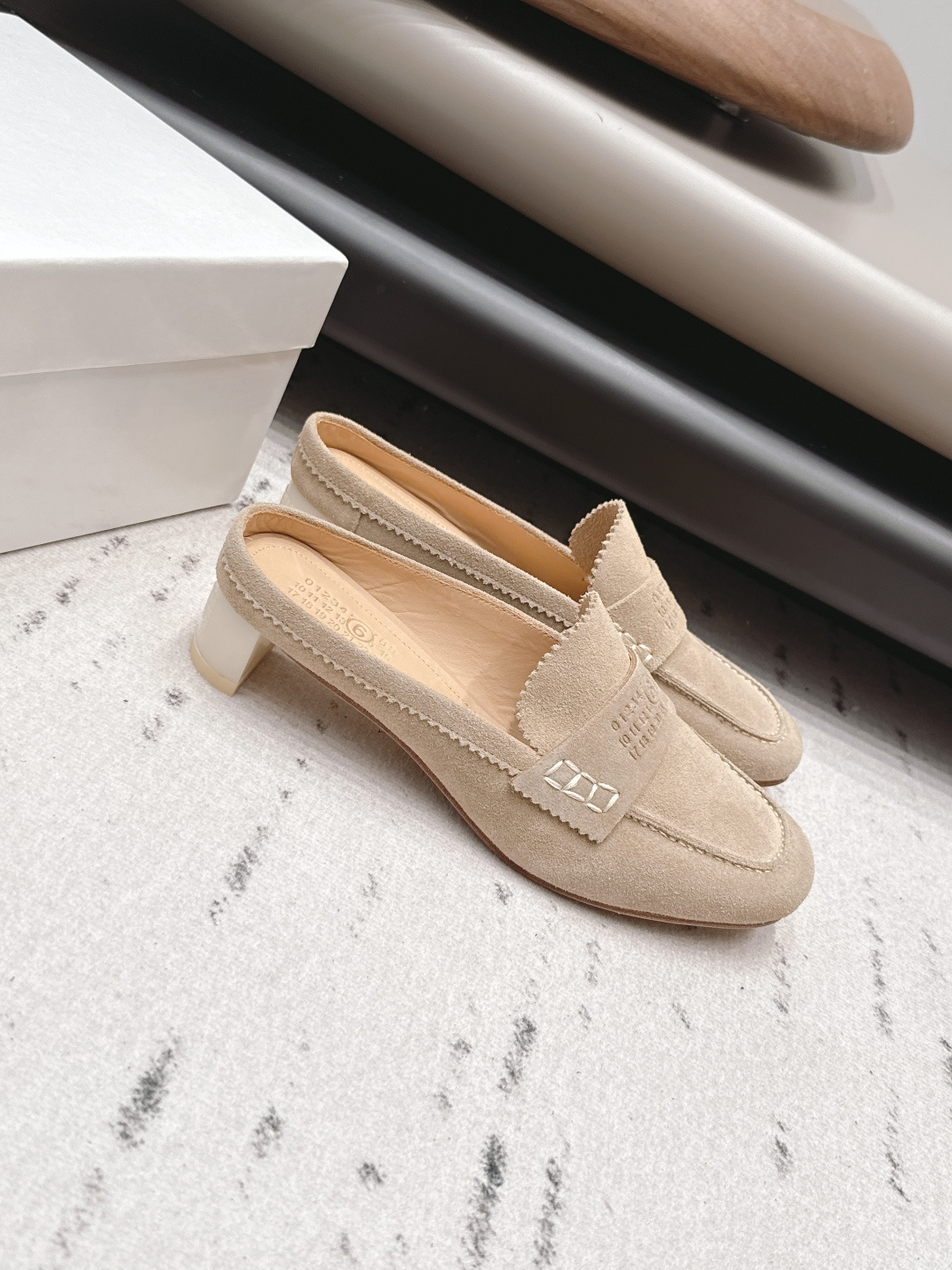 Maison Margiela Haute Couture Classic Luxury Leather Shoe Ref.985A1445 3