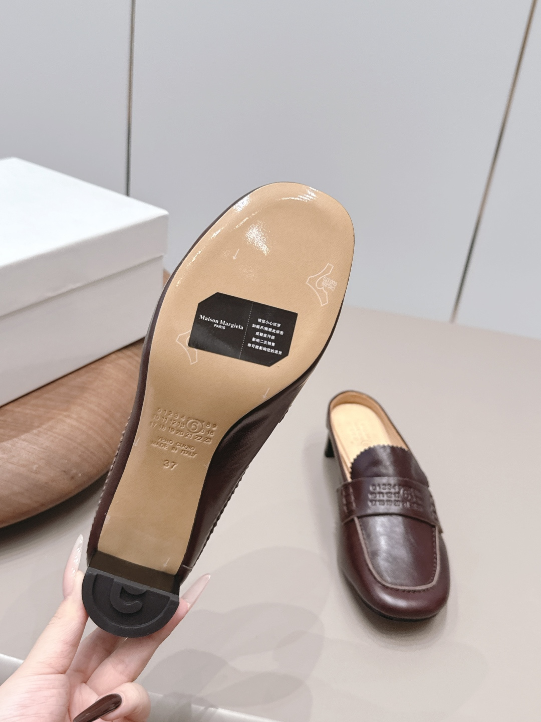 Maison Margiela Haute Couture Classic Luxury Leather Shoe Ref.0E8B714A 9