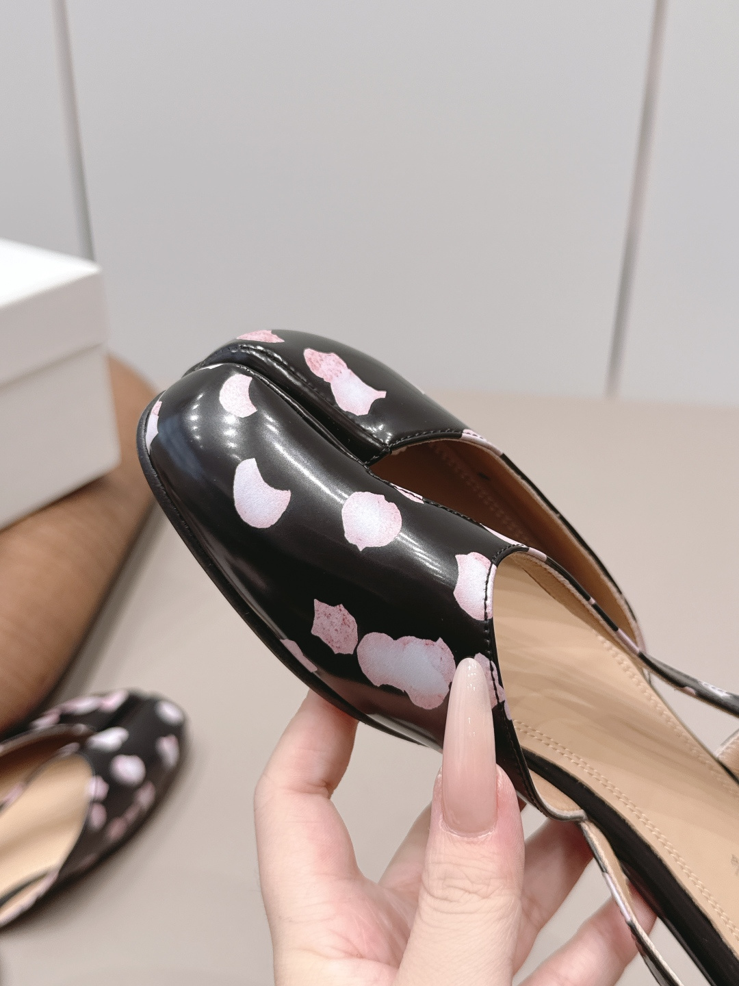 Maison Margiela Haute Couture Classic Luxury Leather Shoe Ref.248BD4EC 6