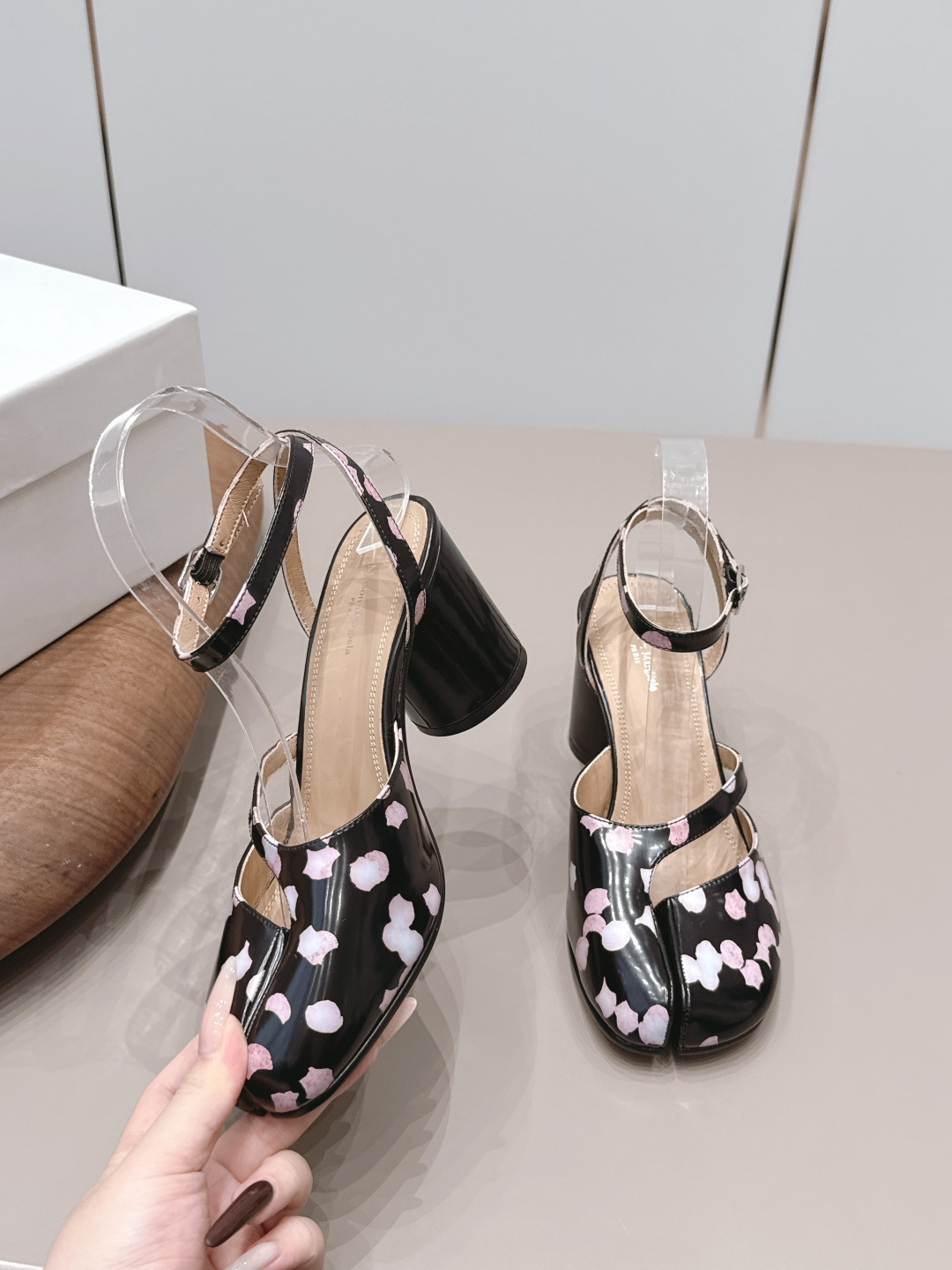 Maison Margiela 26 Early Autumn new fashion shoe series 4