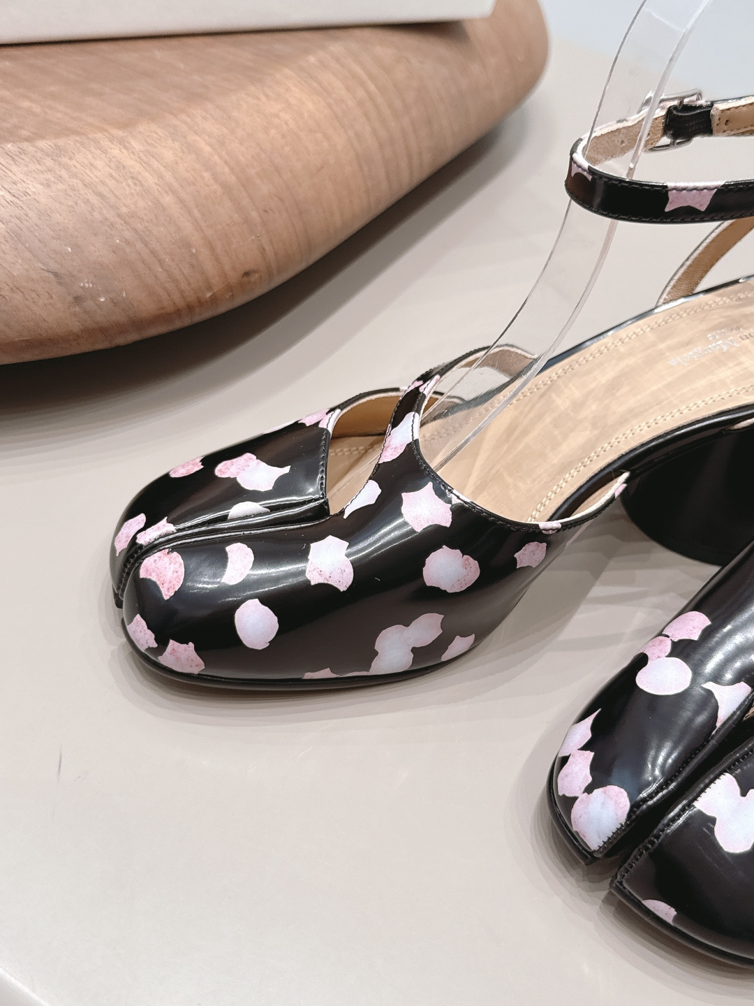Maison Margiela 26 Early Autumn new fashion shoe series 6
