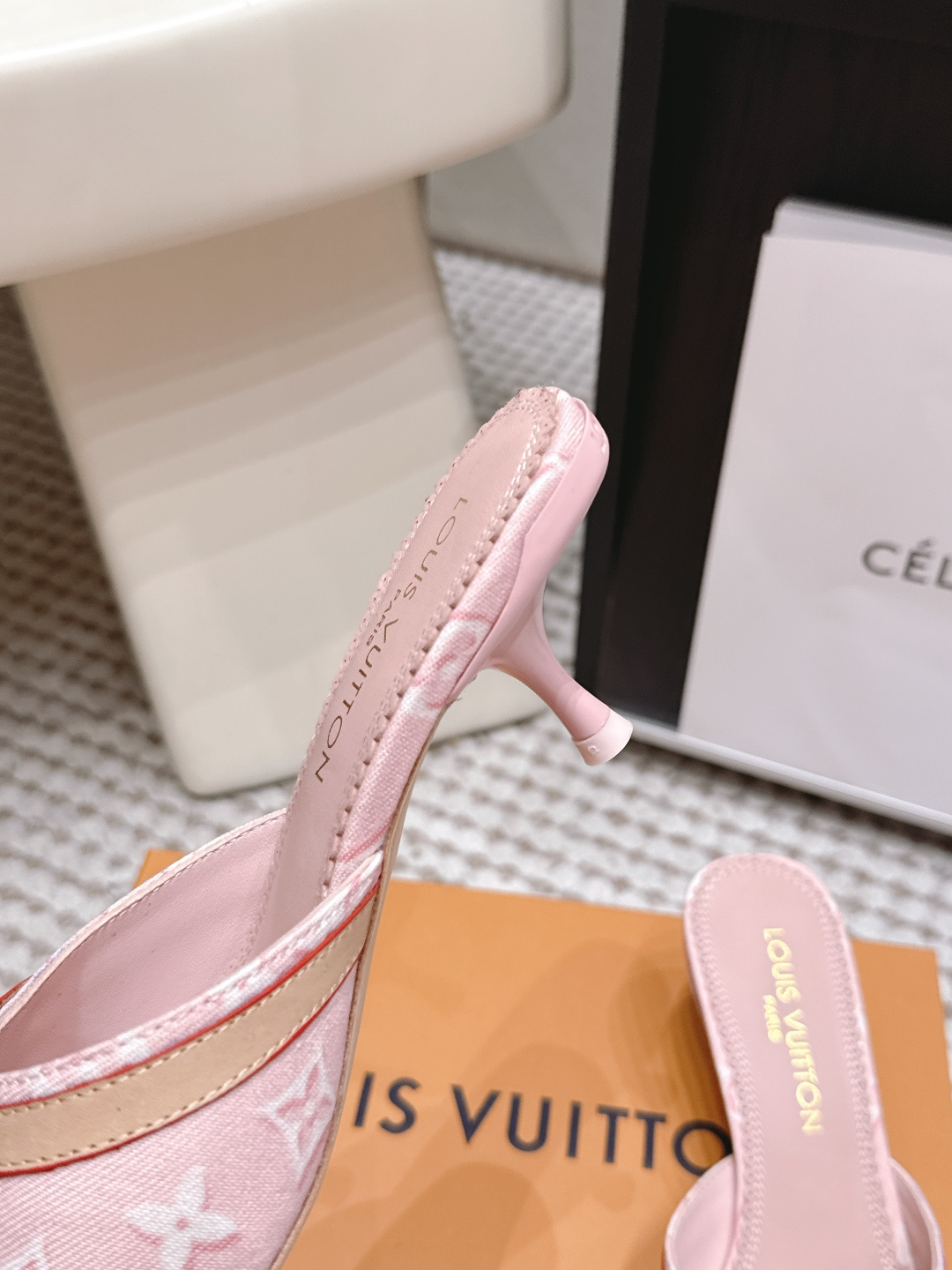 Louis Vuitton Slides