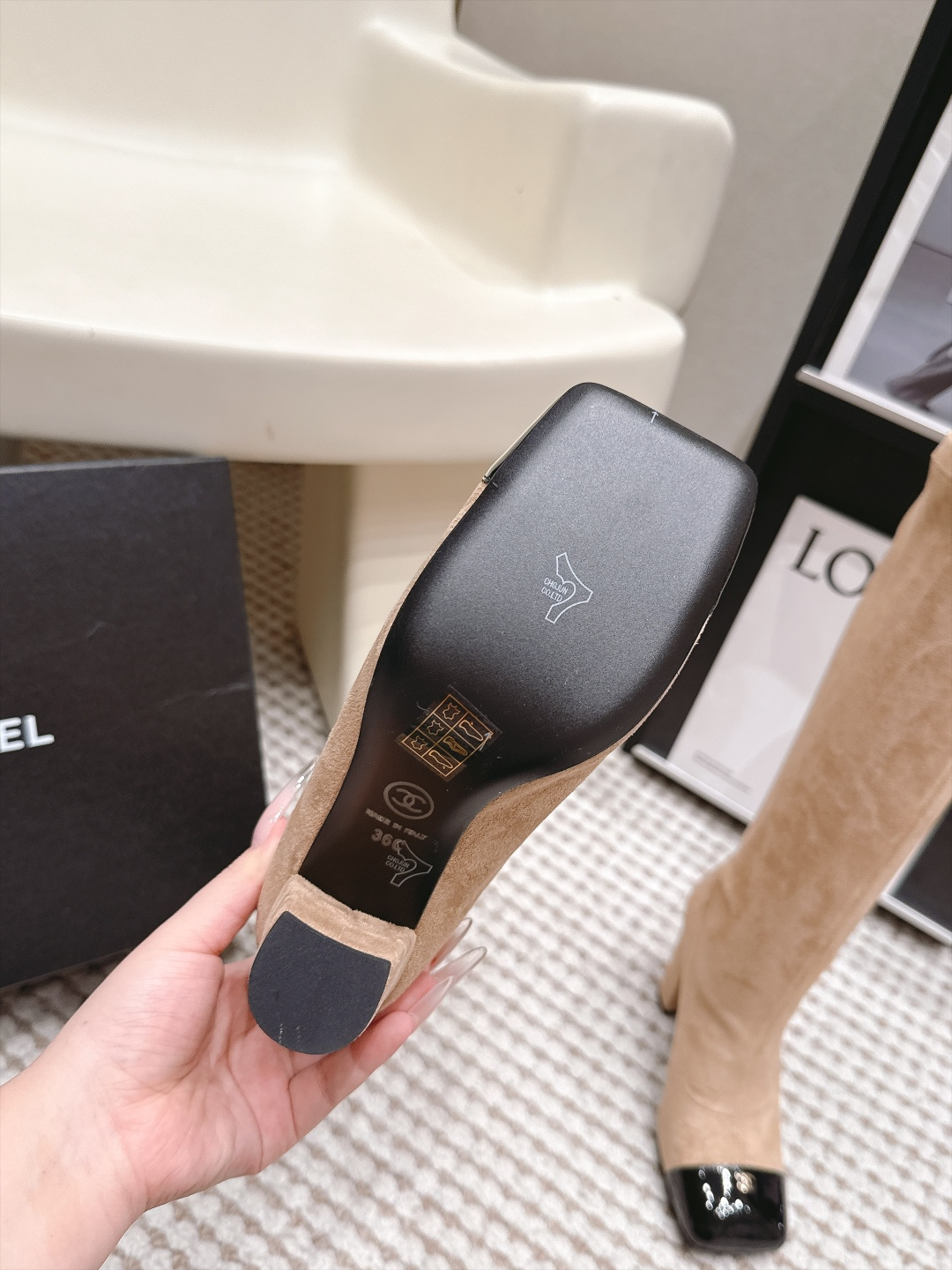 代购级 Chanel 26/秋冬新款 方头弹力靴 高跟长靴 这款靴子真的是帅气时尚的代表 低调不失奢华！简约时尚个性又大