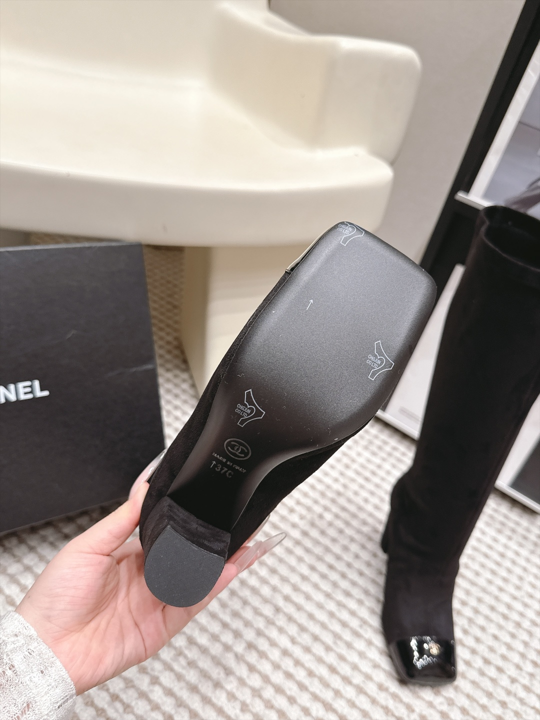 代购级 Chanel 26/秋冬新款 方头弹力靴 高跟长靴 这款靴子真的是帅气时尚的代表 低调不失奢华！简约时尚个性又大