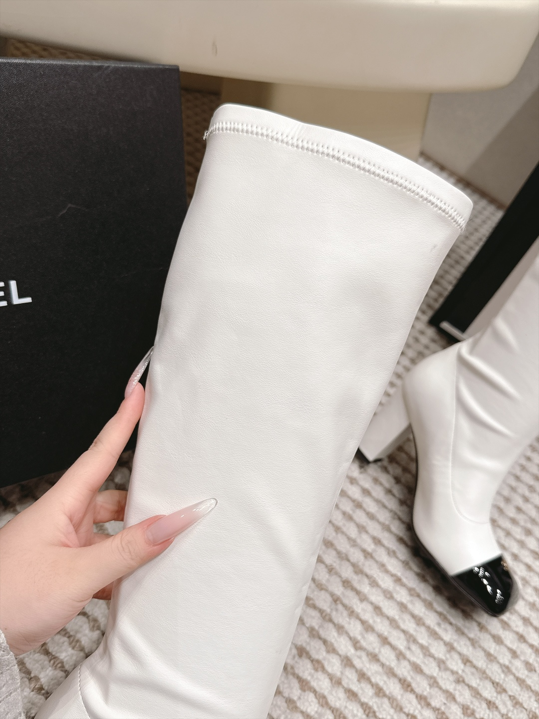 代购级 Chanel 26/秋冬新款 方头弹力靴 高跟长靴 这款靴子真的是帅气时尚的代表 低调不失奢华！简约时尚个性又大