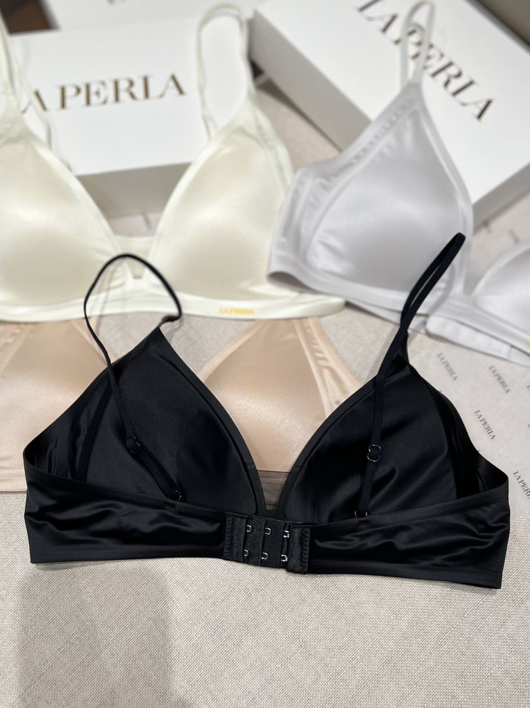 雅克穆斯 Jacquemus 经典高奢皮具手袋托特包斜挎包女包 #968E1736 2