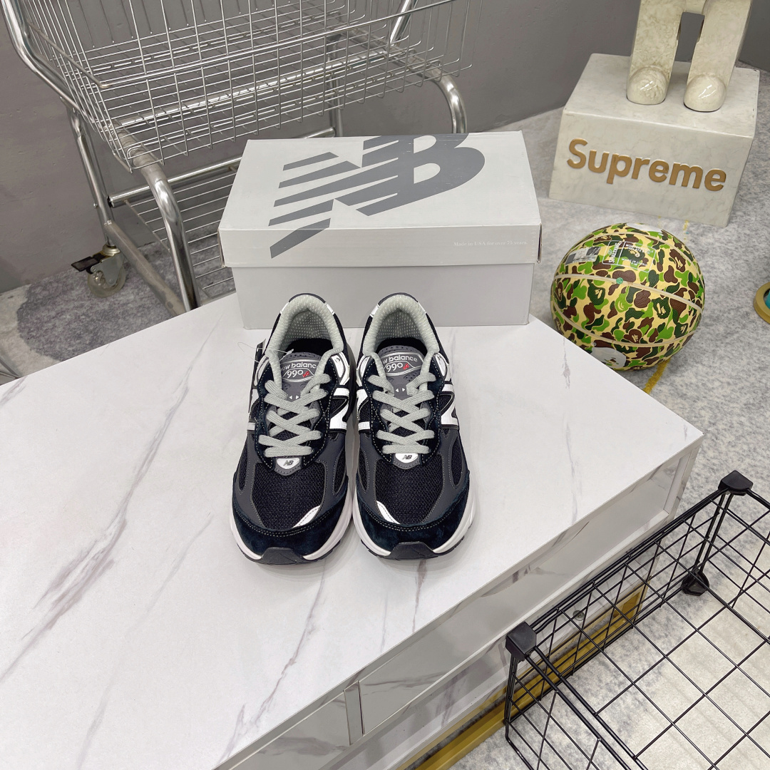 NO:164999,Cost-effective version New Balance M990SS6 New Balance NB990V6 Correct 3M reflective details Original paper version development Correct 6-layer combination bottom mold precision development Heel transparent TPU crystal decorative strip is stable Use pigskin suede and wrapped with local breathable mesh tongue New Balance USA is engraved on the tongue The upper is still classic Article number W990GL6 Size 36 37 37.5 38 38.5 39.5 40 40.5 41.5 42 42.5 43 44 44.5 45, Casual shoes/sports shoes, new balance, sneakers19860909性价比版本 New Balance M990SS6 新百伦NB990V6 正确3M反光细节 原楦原纸版开发 正确6层组合底模精密开发 后跟透明TPU水晶装饰条稳固 采用猪皮绒面并包裹局部透气网面鞋舌上刻有New Balance USA 鞋面依旧身着经典 货号W990GL6 尺码36 37 37.5 38 38.5 39.5 40 40.5 41.5 42 42.5 43 44 44.5 45,休闲鞋/运动鞋,new balance,sneakers,Women's Shoes