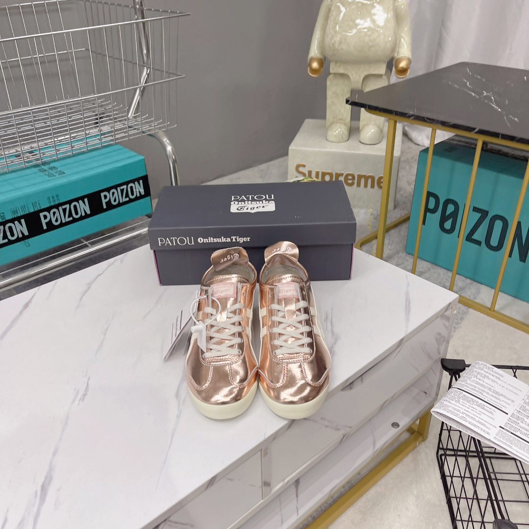 NO:259763,The most cost-effective item, size 36-45 (the leather is softer than the head layer) The layout details are the same as the real-mark version! The prices are beautiful for ordinary people, and there are many colors to choose from! Tiger MEXICO 66 Onitsuka Tiger The 50th anniversary of the birth of the tiger and tiger claw pattern. The trendy cultural symbol of walking [Tiger Stripes] Tiger claw pattern is not just a simple combination of four lines. It is a brand logo that people have long known. It is not only a classic inheritance, but also brings surprises to generations of people who love tiger claw pattern! , casual shoes/sports shoes, sneakers19860909性价比最高单品 尺码36-45（皮料柔软度更接近头层）版型走线细节皆与真标版本一样 ！价格平民美丽,配色众多任君选择！ Tiger MEXICO 66 Onitsuka Tiger 鬼塚虎虎爪纹诞生 50 周年 行走的潮流文化符号 ［Tiger Stripes］虎爪纹绝不仅仅只是四根线条的简单组合,它是人们早已熟识的品牌标识,不仅是经典的传承,且为一代又一代喜爱虎爪纹的人们带来惊喜！,休闲鞋/运动鞋,sneakers,Women's Shoes