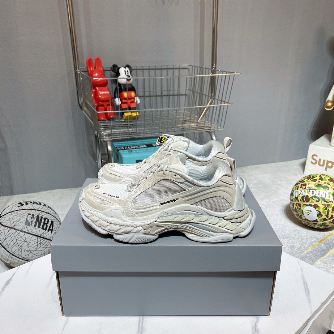 Designer Sneakers
