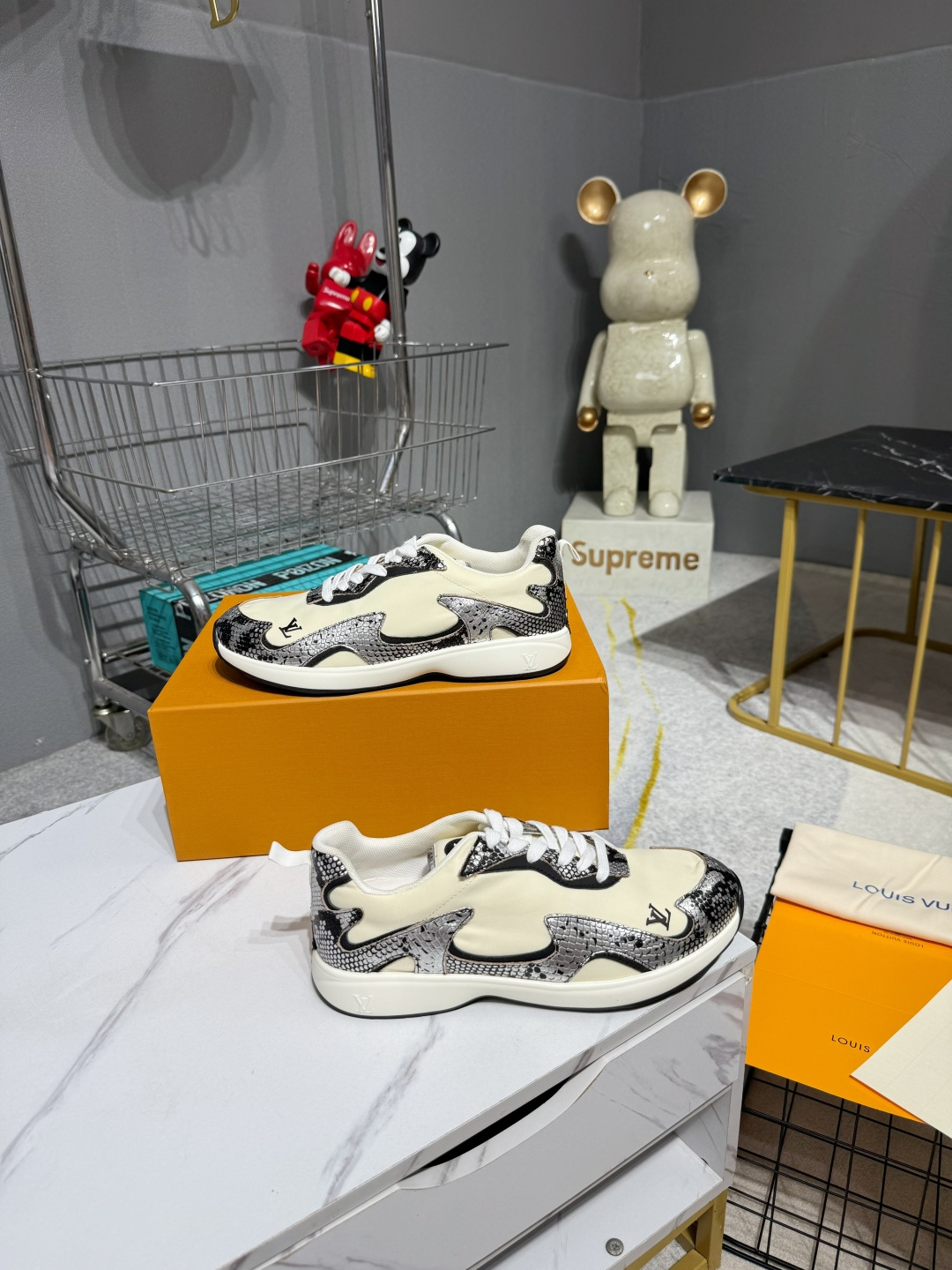 Louis Vuitton Women Shoes