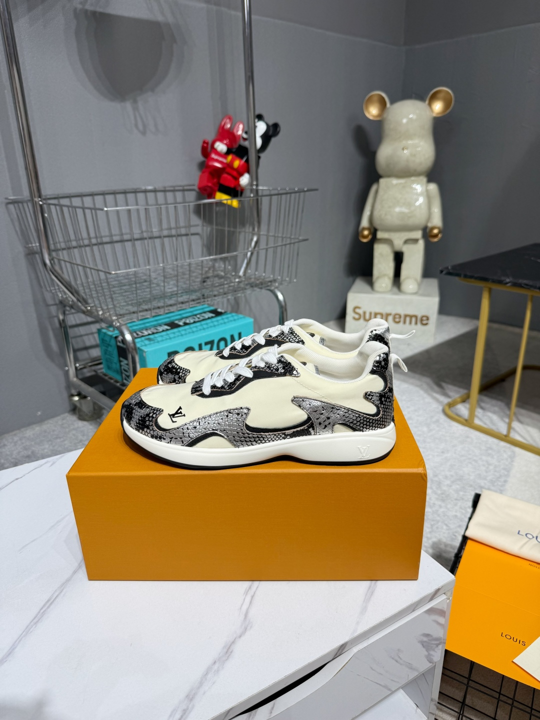 Louis Vuitton Women Shoes