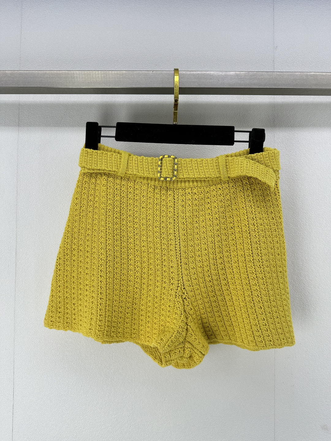 NO:309529,Chane* new details 25C early spring vacation series new knitted shorts 1:1 original single yb open mold double c letter logo metal belt embellishment high-end fashionable socialite style 1 color 3 code SML, chanel, shorts, alexander wang19860909Chane*上新细节 25C 早春度假系列新款针织短裤 1:1 原单 yb开模双c字母logo金属腰带点缀 高级时髦名媛风 1色3码SML,,chanel,shorts,alexander wang,Women's clothing