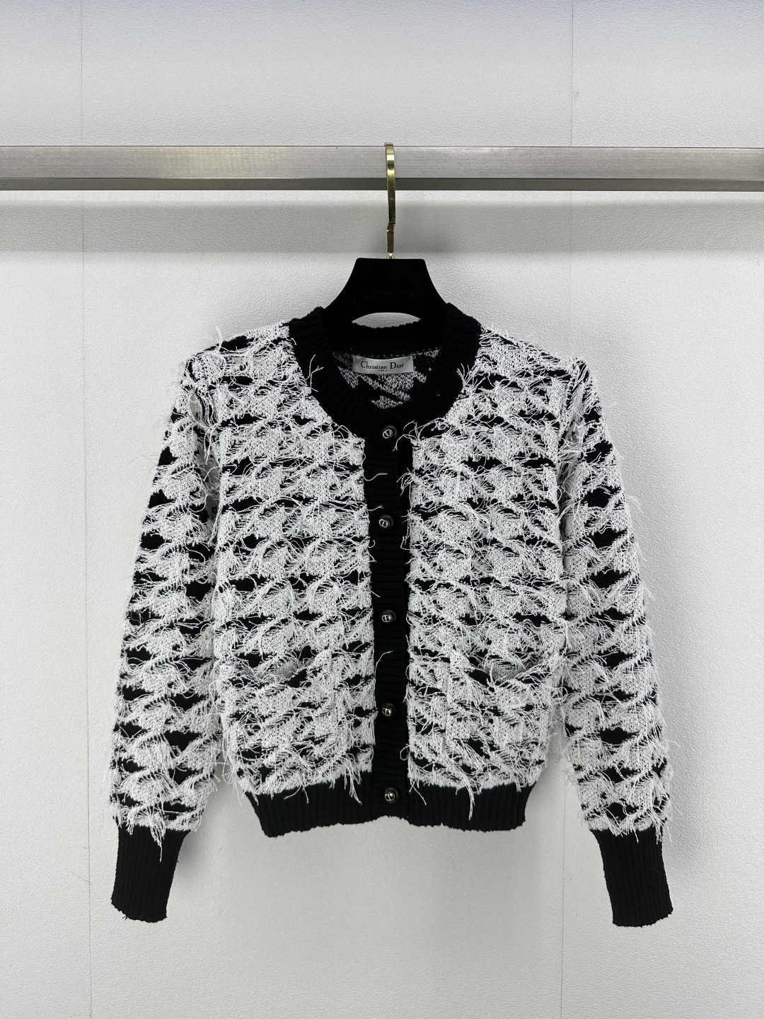 NO:311516,Dio* new details 25 Spring and summer new houndstooth vest Houndstooth splicing tassels add three-dimensional layering Contrast color design fashionable and fashionable upper body temperament Full of 1 color 3 code SML, dior, alexander wang19860909Dio*上新细节 25 春夏新款千鸟格背心 千鸟格拼接流苏增加立体层次感 撞色设计时髦洋气 上身气质满满 1色3码SML,,dior,alexander wang,Women's clothing