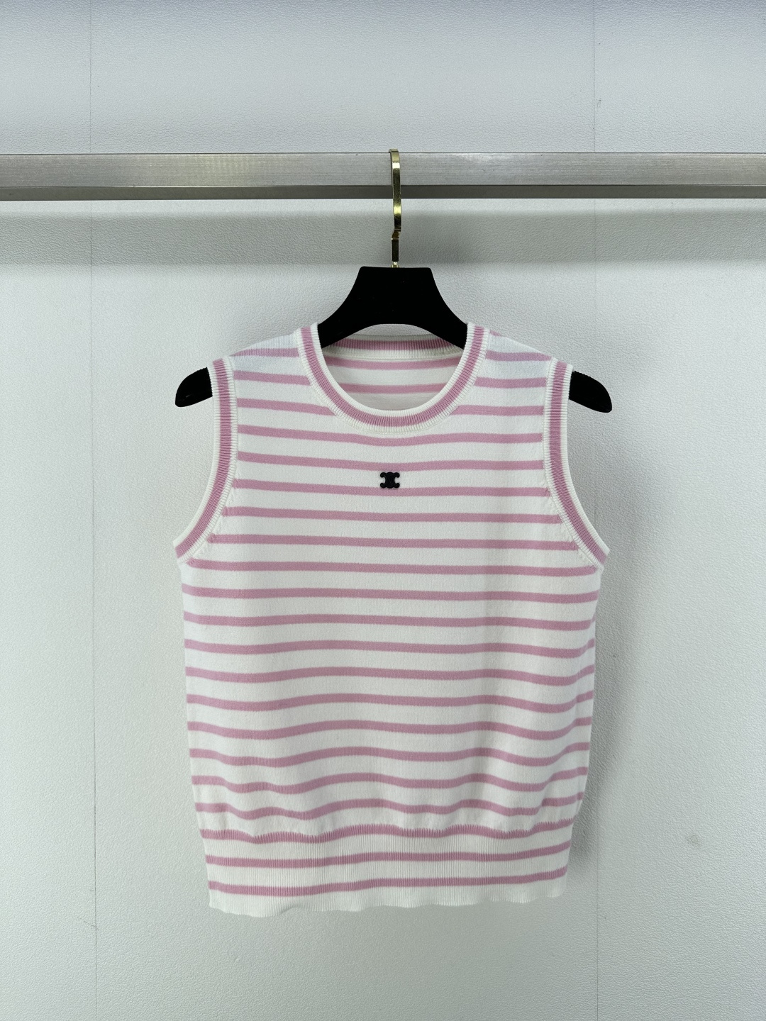 NO:322504,Celin* new details 25 Spring and summer new striped vest casually dressed l Elastic style inclusive and super contrasting colors full of fashionableness and beauty comfort ~ versatile and not picky 2 colors 3 size SML, celine, alexander wang19860909Celin*上新细节 25 春夏新款条纹背心 随性穿搭 l 弹力款包容性超强撞色系时髦度和美感舒适度十足～百搭不挑人 2色3码SML,,celine,alexander wang,Women's clothing