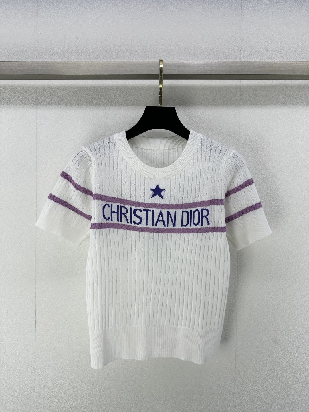 NO:322529,Dio* new details 25 spring and summer new round neck contrasting color short sleeves Five-pointed star contrasting color versatile style for daily commuting and traveling soft and comfortable skin-friendly 3 colors 3 codes SML, dior, T-shirt, alexander wang19860909Dio*上新细节 25 春夏新款圆领撞色短袖 五角星撞色 日常通勤出行百搭款 柔软舒适亲肤 3色3码SML,,dior,T-shirt,alexander wang,Women's clothing