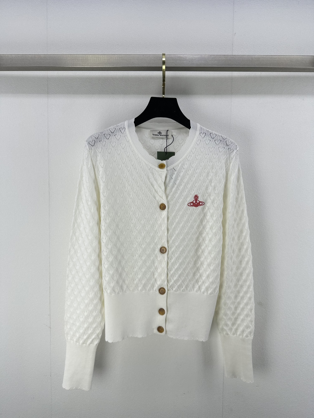 NO:322515,vivienne westwoo Queen Mother* new details 25 Early spring new knitted round-neck cardigan contrasting color logo design Classic cross embroidery sticker yb open mold logo button decoration fashionable and versatile slimming 2 colors 3 codes SML, alexander wang19860909vivienne westwoo西太后*上新细节 25 早春新款针织圆领开衫 撞色logo设计 经典十字架刺绣贴 yb开模logo纽扣装饰 时髦百搭显瘦 2色3码SML,,alexander wang,Women's clothing