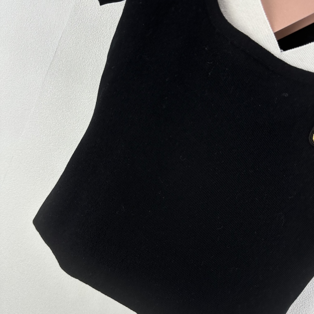 Miu Miu Women's Black Jersey Top with Logo Detail - Casual & Chic 7 cmp i1750608765478 2648 0 6