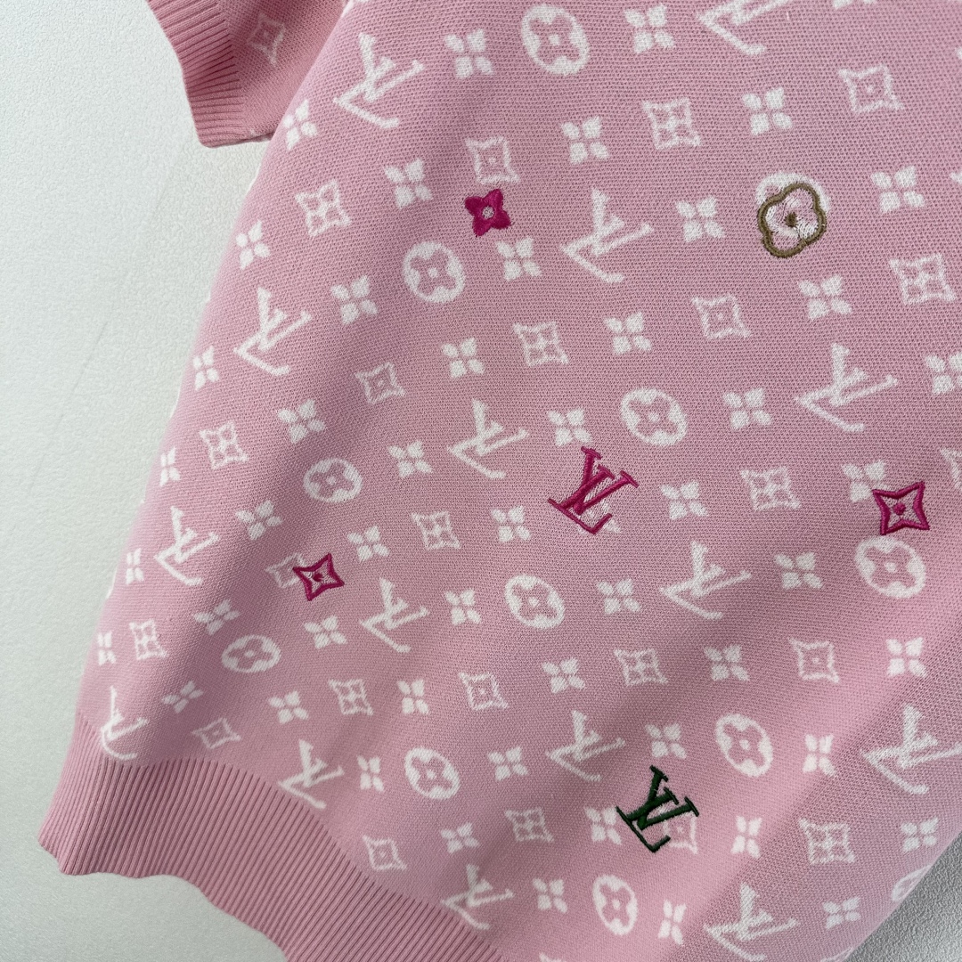Louis Vuitton Pink Monogram Short Sleeve Knit Top Luxury Designer T-Shirt 7 cmp i1750696257169 1139 0 6