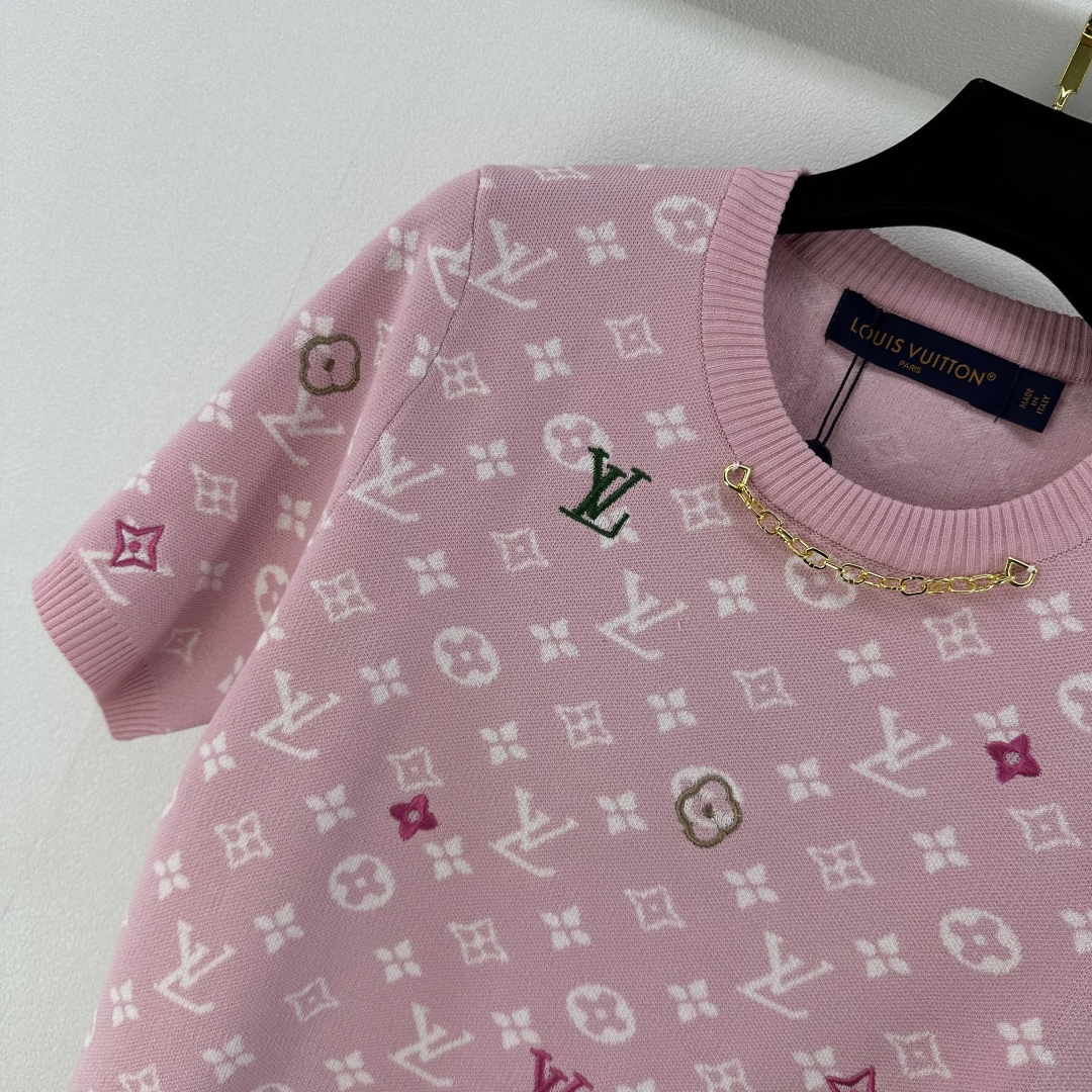 Louis Vuitton Pink Monogram Short Sleeve Knit Top Luxury Designer T-Shirt 3 cmp i1750696257171 1018 0 1