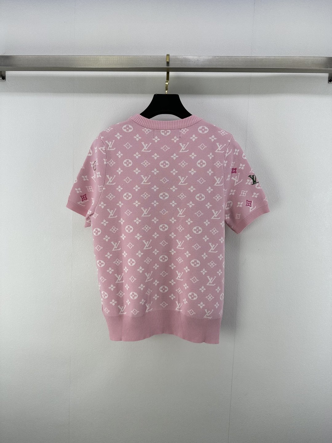 Louis Vuitton Pink Monogram Short Sleeve Knit Top Luxury Designer T-Shirt 9 cmp i1750696283148 2356 0 8