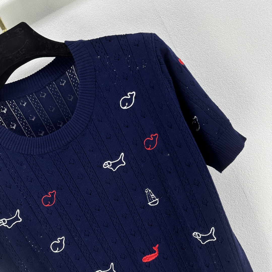 Thom Browne Women's Navy T-Shirt with Dog, Whale, and Lighthouse Embroidery 3 cmp i1750696659582 1115 0 2