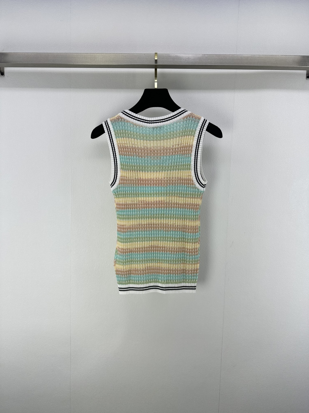 Chanel Women's Striped Knit Tank Top Sleeveless Shirt 10 cmp i1750778775575 4942 0 8