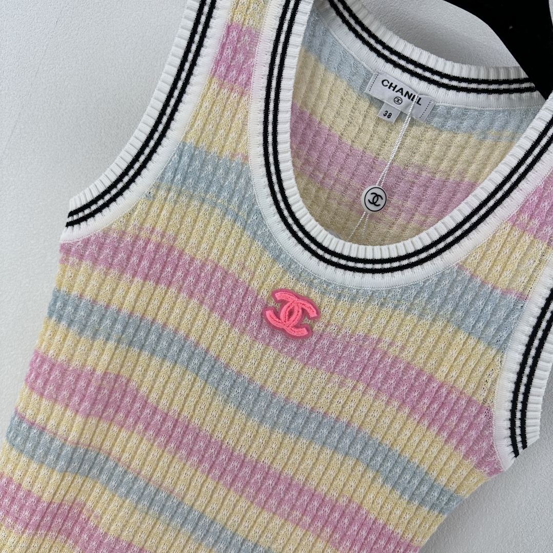 Chanel Women's Striped Knit Tank Top - Size S-L, Designer Fashion 6 cmp i1750778859509 1998 0 5