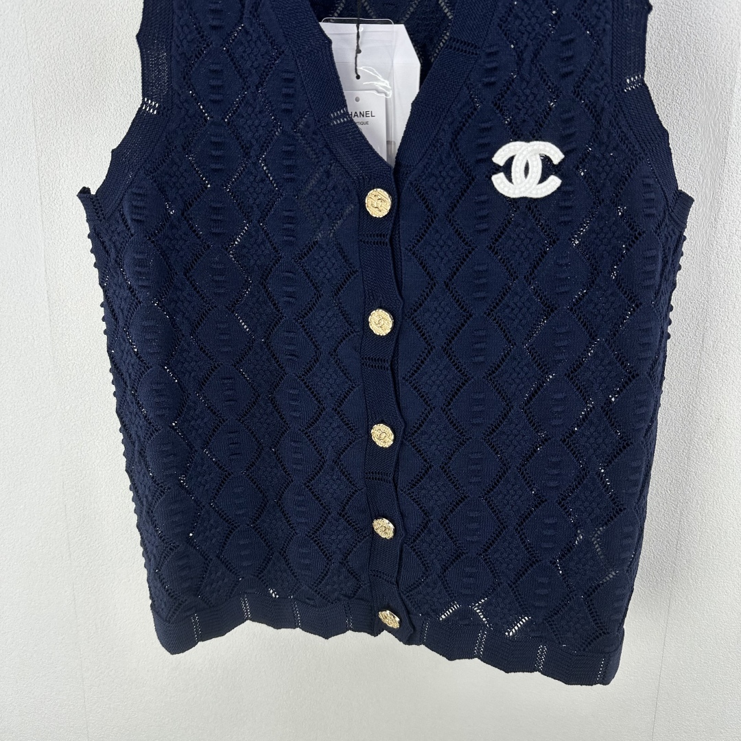 Chanel Women's Navy Knit Vest Sleeveless Top with CC Logo and Button Closure 6 cmp i1750779337825 3431 0 4