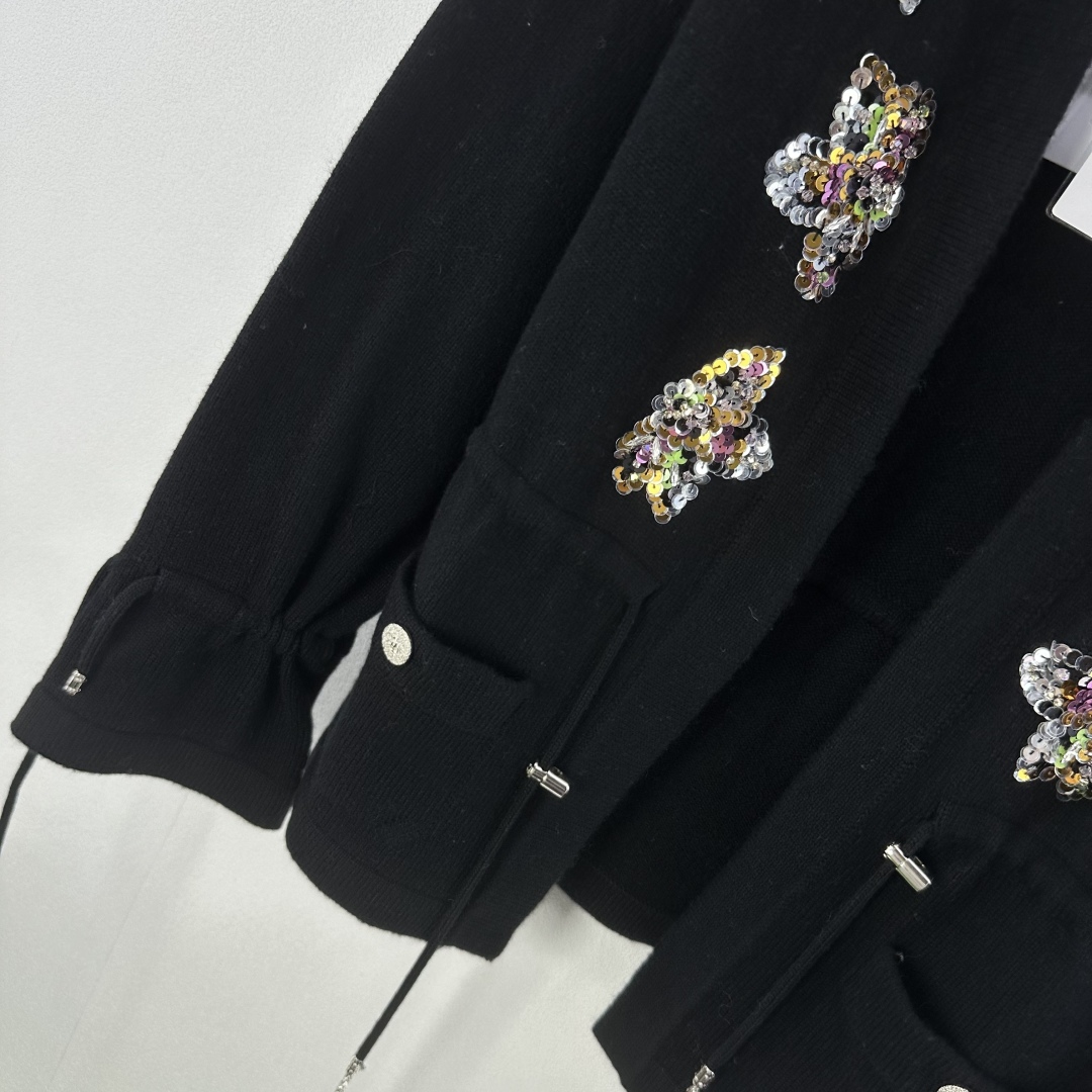 Chanel Black Cashmere Cardigan with Jeweled Floral Embellishments 8 cmp i1750782062061 7683 0 6