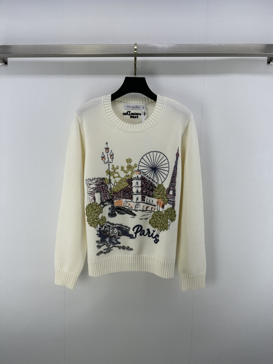 NO:435950,Dio* new details 25 summer new souvenir city limited series embroidery long sleeves Heavy Industry Paris iconic Paris Tower embroidery decoration on the Seine back classic letter logo embroidery embroidery unique exquisite and fashionable 2 colors 3 codes SML, dior, alexander wang19860909Dio*上新细节 25 夏季新款souvenir城市限定系列刺绣长袖 重工巴黎标志性塞纳河畔巴黎铁塔刺绣装饰 后背经典字母logo刺绣点缀 独特精致时髦 2色3码SML,,dior,alexander wang,Women's clothing