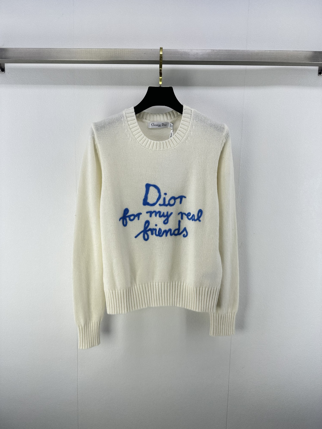 NO:455410,New details on Dio* 25 New autumn knitted round-neck letters long sleeves Classic brand letter logo jacquard embellishment Retro Academy style is strong, playful and age-reducing, easy to control when traveling or gatherings!  High-end and exquisite versatile 2 colors and 3 codes SML, dior, alexander wang19860909Dio*上新细节 25 秋季新款针织圆领字母长袖 经典品牌字母logo提花点缀 复古学院风格强烈 俏皮减龄显白 日常出行或轻松聚会轻松驾驭！ 高级感精致百搭 2色3码SML,,dior,alexander wang,Women's clothing