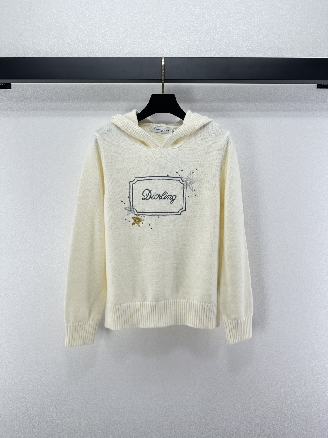 NO:501727,Dio* new details, new knitted five-pointed star hooded long sleeves, classic brand star letter logo jacquard decoration, regular style, simple and fashionable, daily casual and versatile, 2 colors, 3 codes, SML, dior, hats, alexander wang19860909Dio*上新细节 秋冬新款针织五角星连帽长袖 经典品牌星星字母logo提花装饰 常规版型 简约时髦日常休闲百搭 2色3码SML,,dior,hats,alexander wang,Women's clothing