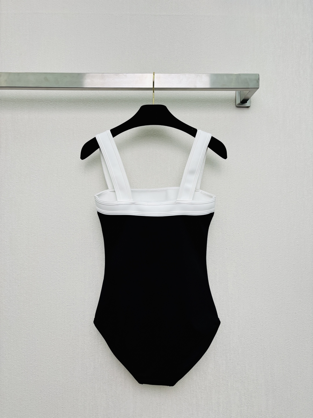 Women's Clothes Style Black Swimsuit Clothing Swimsuit detail image 8 from source 776715
