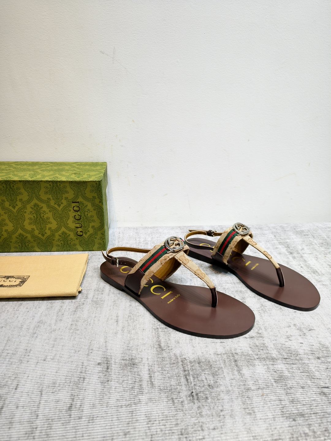  Web Interlocking G Thong Back Strap Flat Sandals